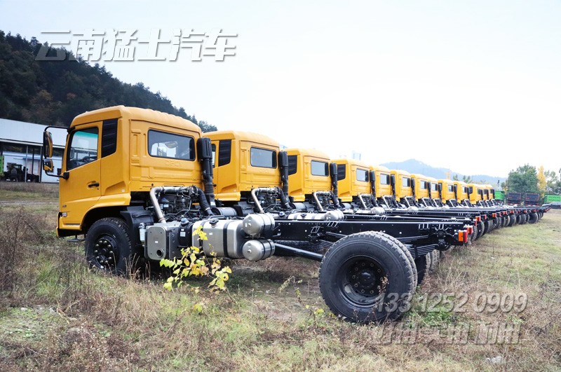 東風(fēng)天錦底盤,DFH3180B2,東風(fēng)底盤出口,車輛出口,車輛報(bào)關(guān),底盤車改裝