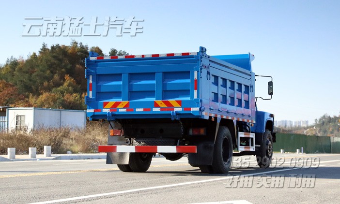 輕型自卸卡車,長頭自卸,3.5噸自卸汽車,出口自卸貨車,東風(fēng)商用汽車,4x2自卸汽車