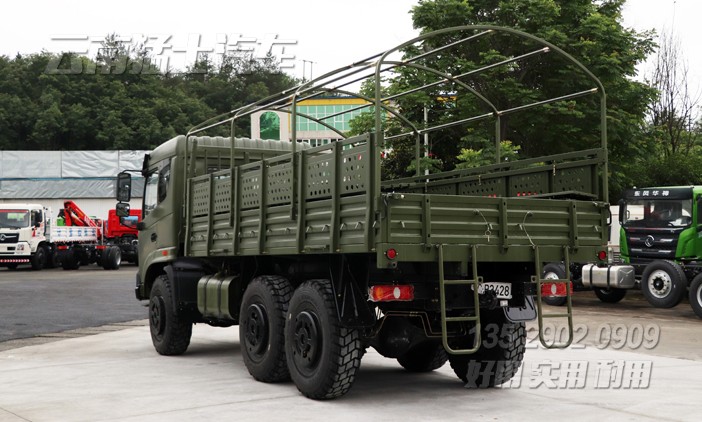 貨車蓬布篷桿,東風(fēng)運(yùn)兵車,防雨遮陽(yáng)棚貨車,運(yùn)兵車配置,六驅(qū)越野卡車,出口用貨車