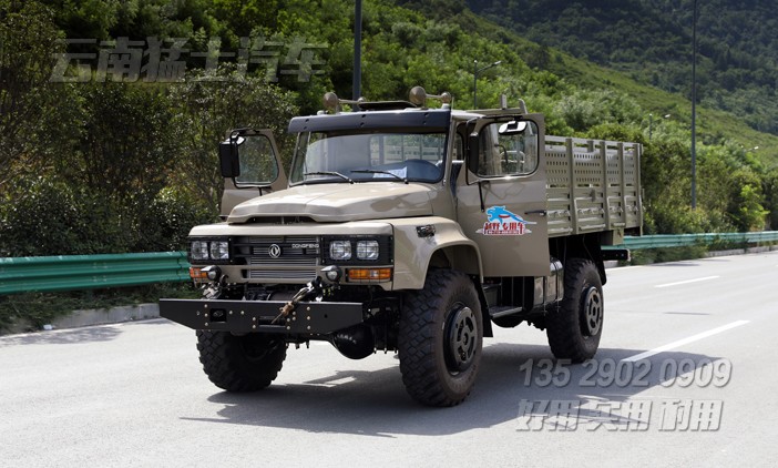 4*4尖頭駕駛室,東風長頭2.5噸,越野長途卡車,絞盤出口越野車,越野載貨卡車